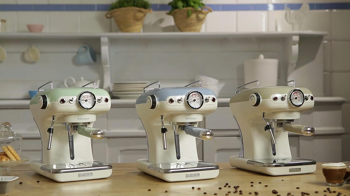 Espressor Ariete Vintage cu sita si duza pentru spumare lapte