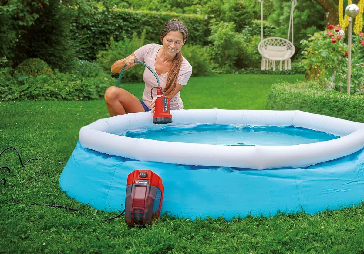 Pompa submersibila pentru apa curata Einhell GE-SP 18 LL Li, 18 V, 4500 l/h, cu baterie 4,0 Ah si incarcator rapid