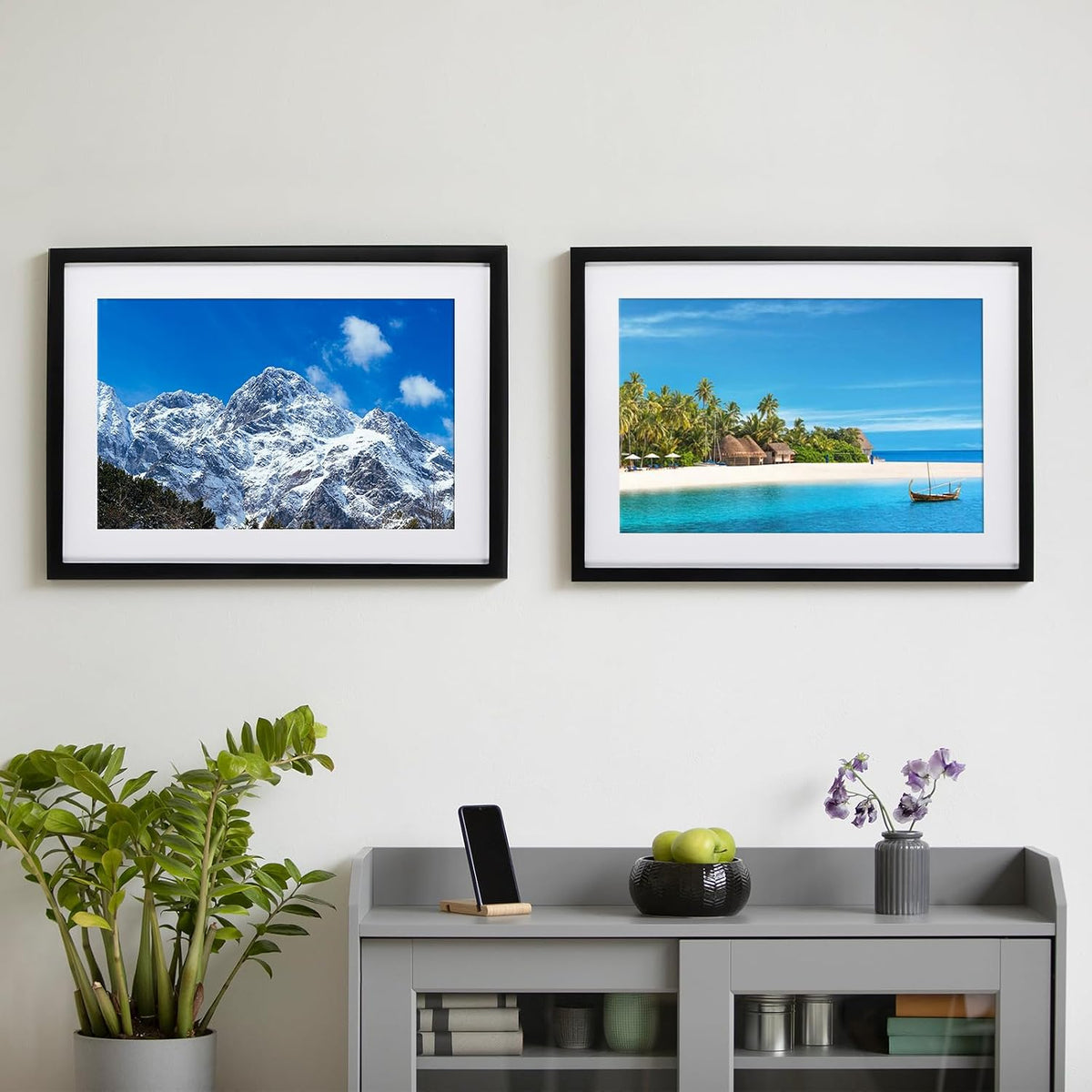 Rama foto kollyseek din lemn masiv cu passepartout, 50 x 70 cm, neagra