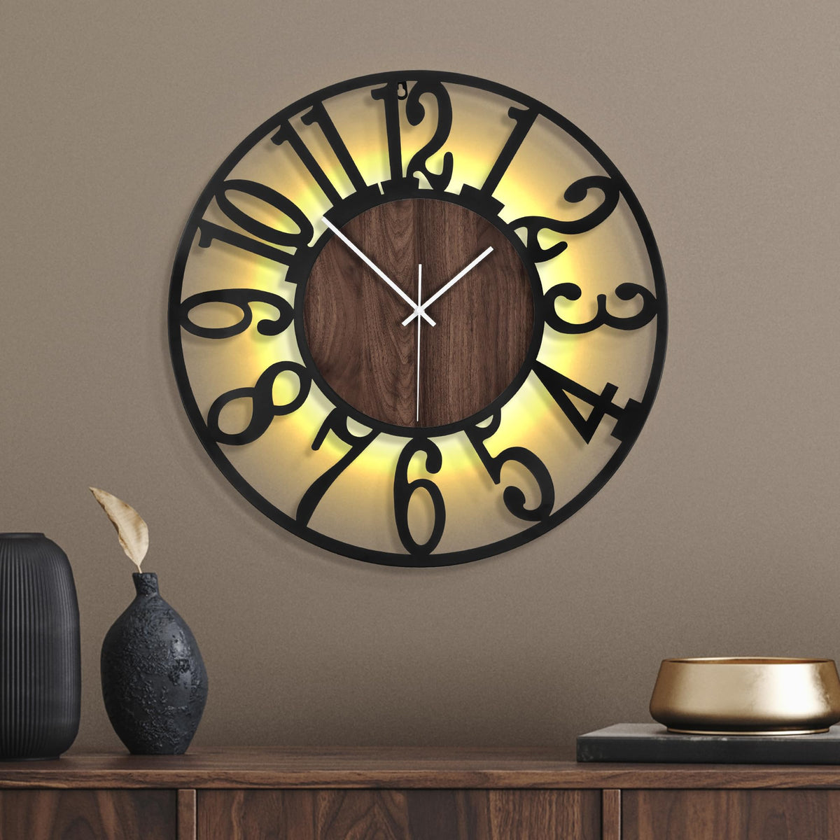 Ceas de perete metalic 24 inch cu senzor lumina si sunet