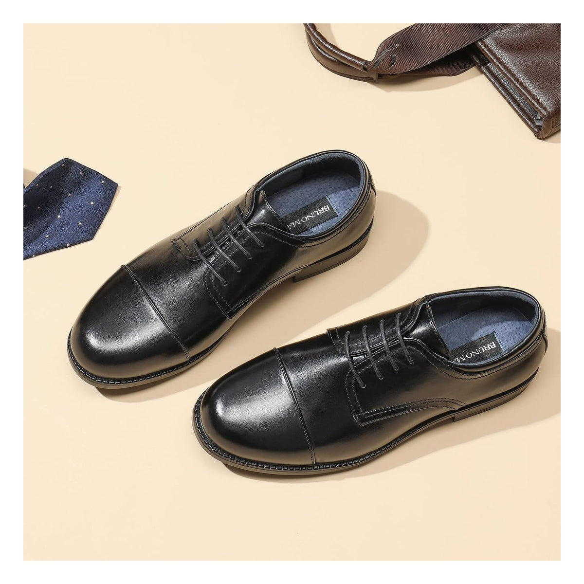 Pantofi barbatesti Bruno Marc cu siret, marimea 8 UK, negri