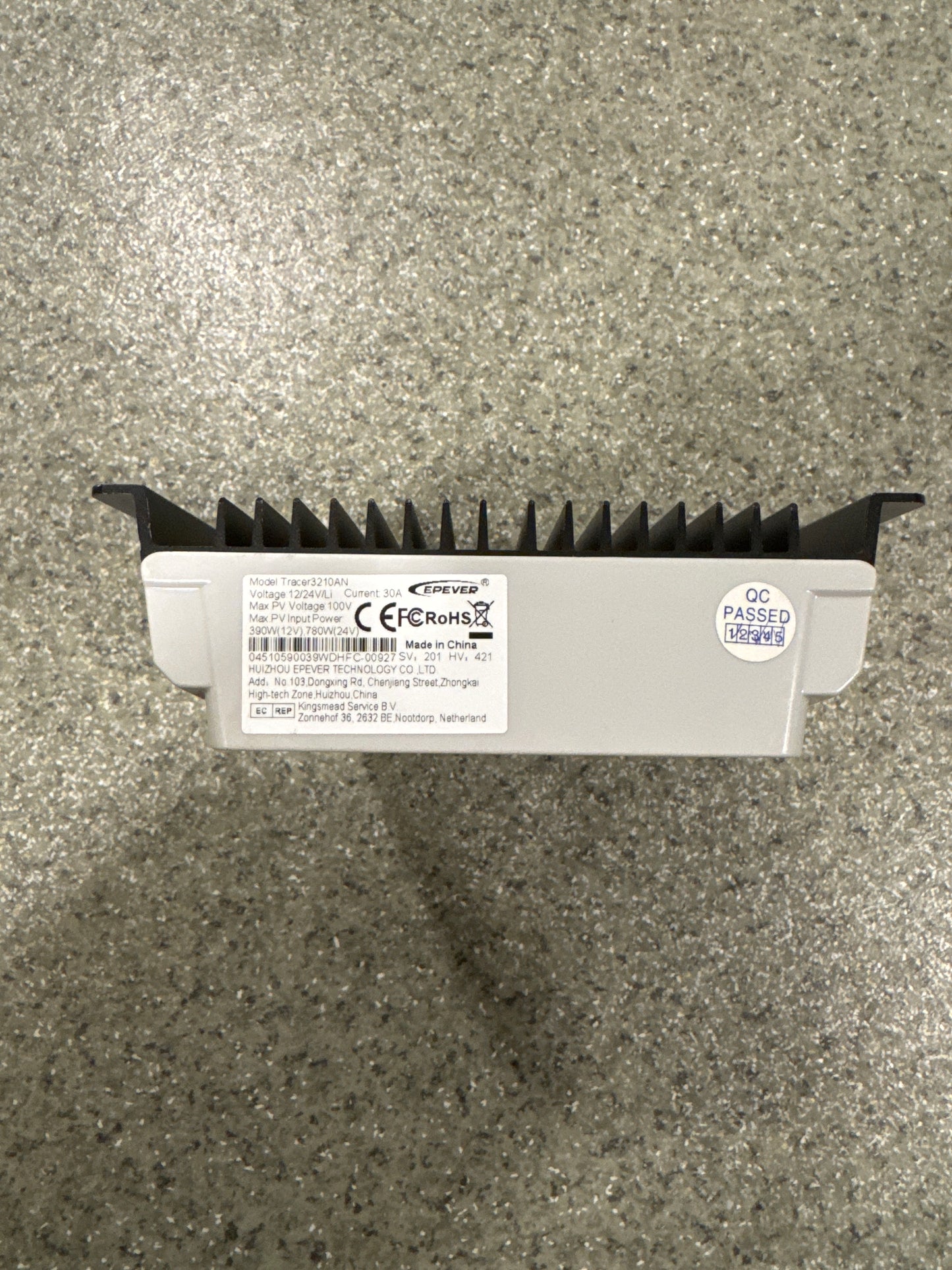 EPEVR Controler Solar MPPT Tracer A Series 10A-40A, 12V/24V Auto, Varianta 30A cu WiFi + RTS